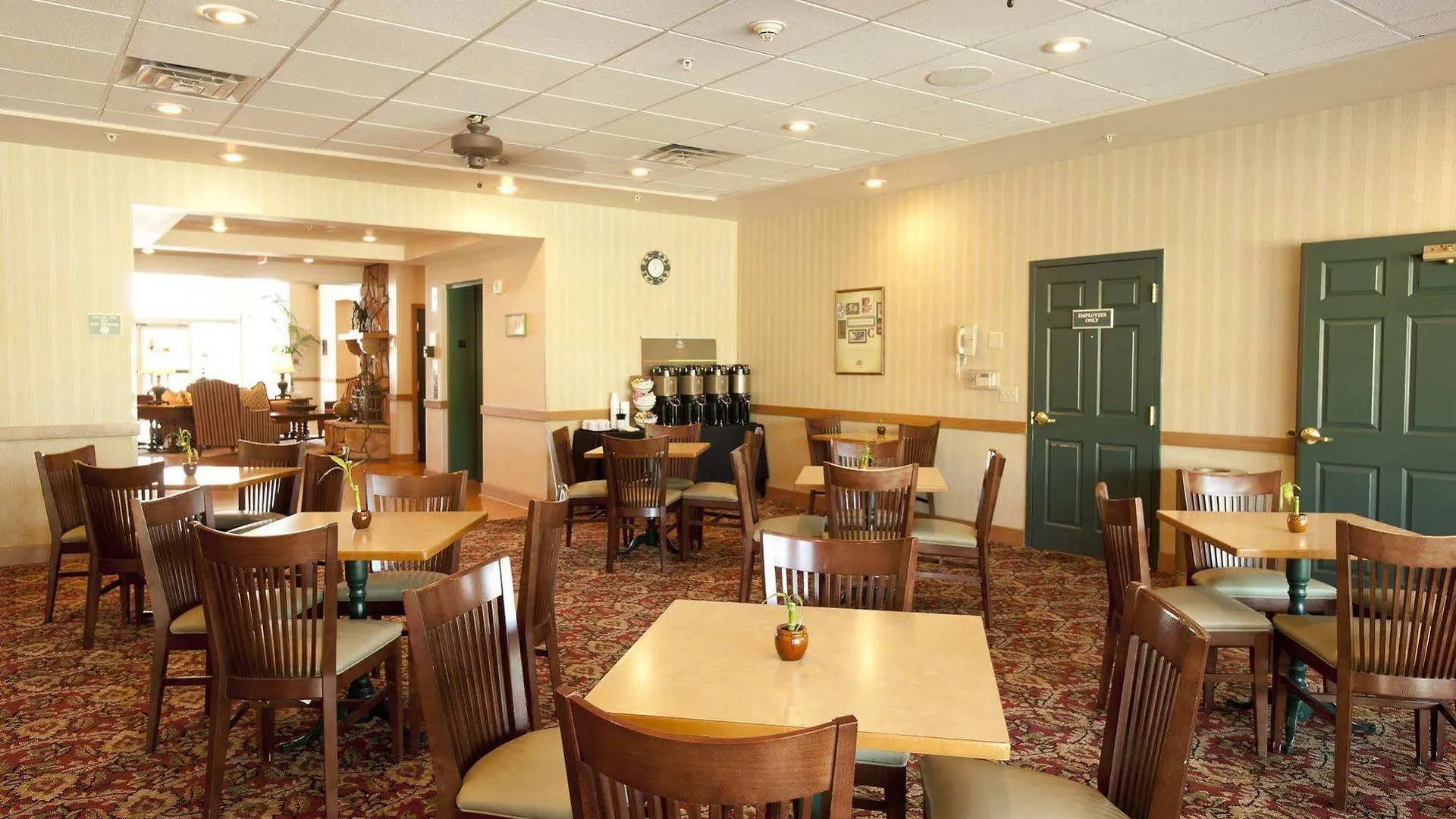 Country Inn & Suites Deer Valley Phoenix
